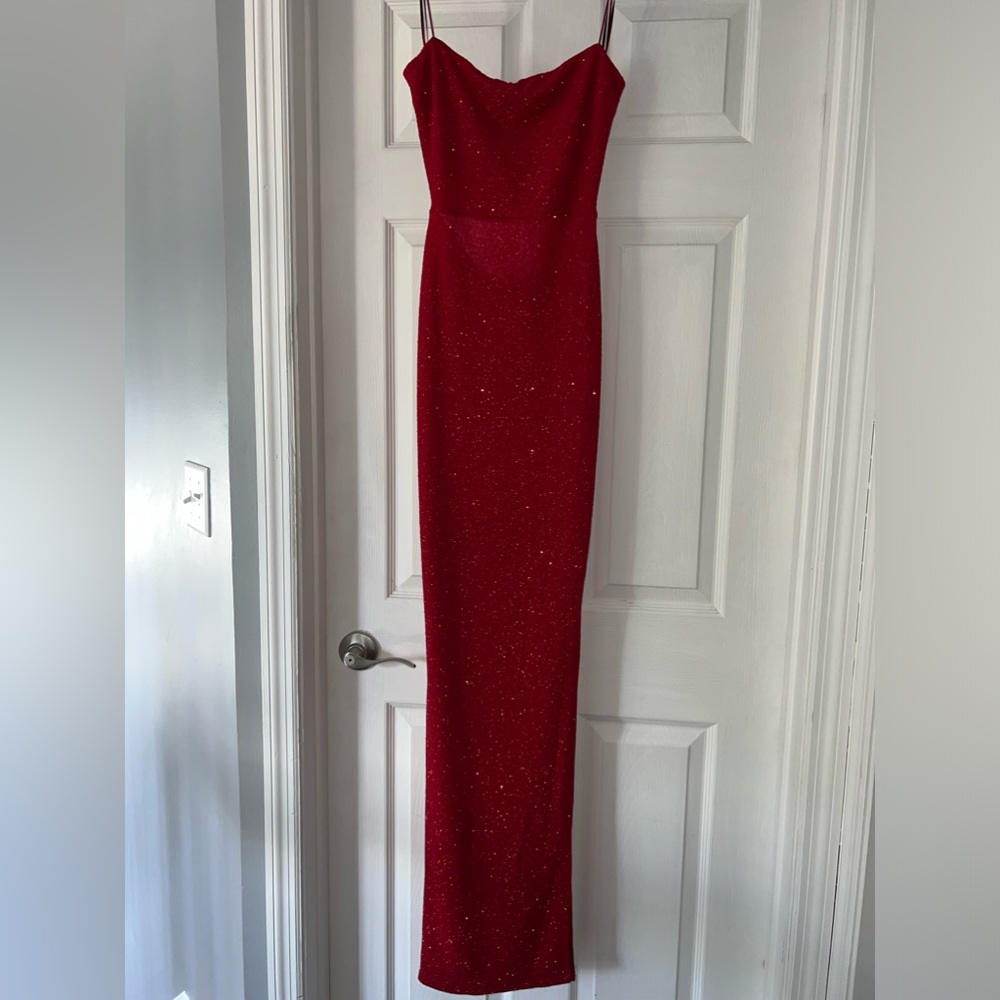 Windsor NEVER WORN prom dress!!